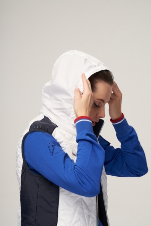 W11320G-FF232 Жилет утепленный женский (белый/синий)