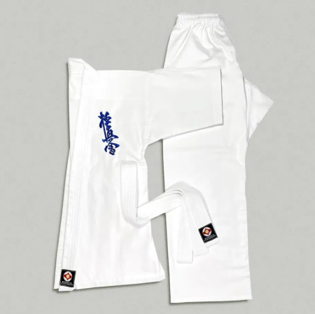 Кимоно киокушинкай белое